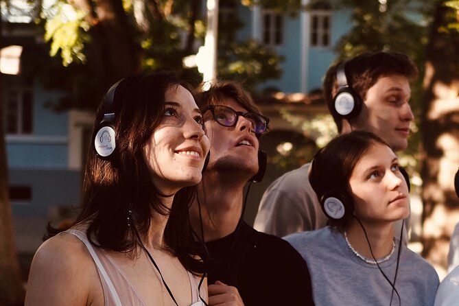 Audio Tour Guided by Live Actors: a Date With Tbilisi, Sololaki - Tour Experience