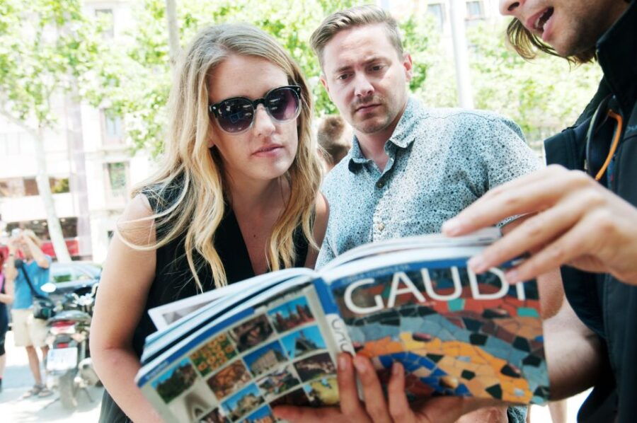 Barcelona: Barcelona in One Day Sightseeing E-Bike Tour - Good To Know