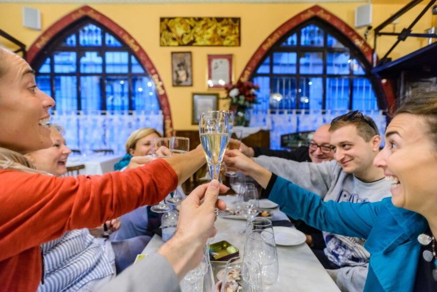 Barcelona: Barceloneta & Born Tapas & Wines Ebike Tour - Good To Know