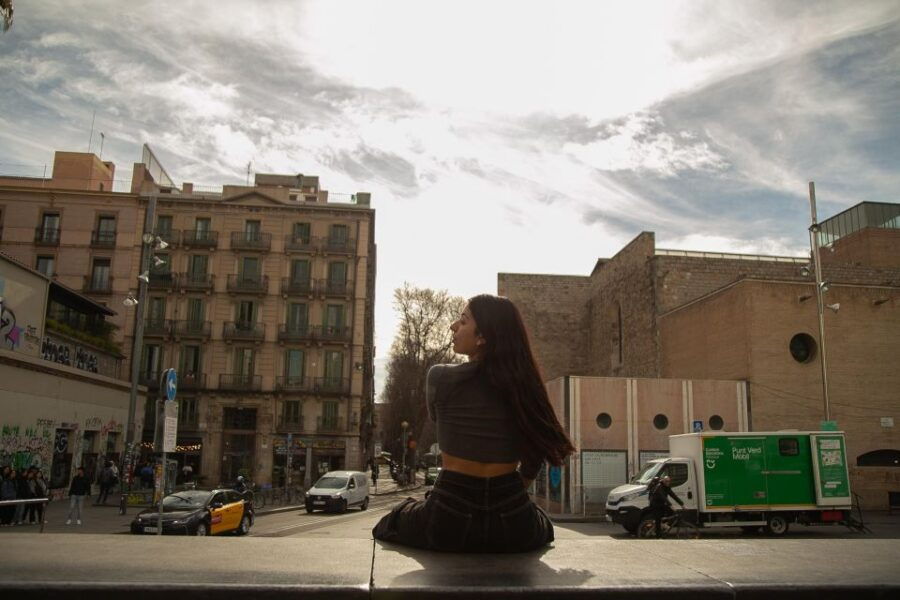Barcelona: Macba, Private Photo Experience - Group Size and Highlights