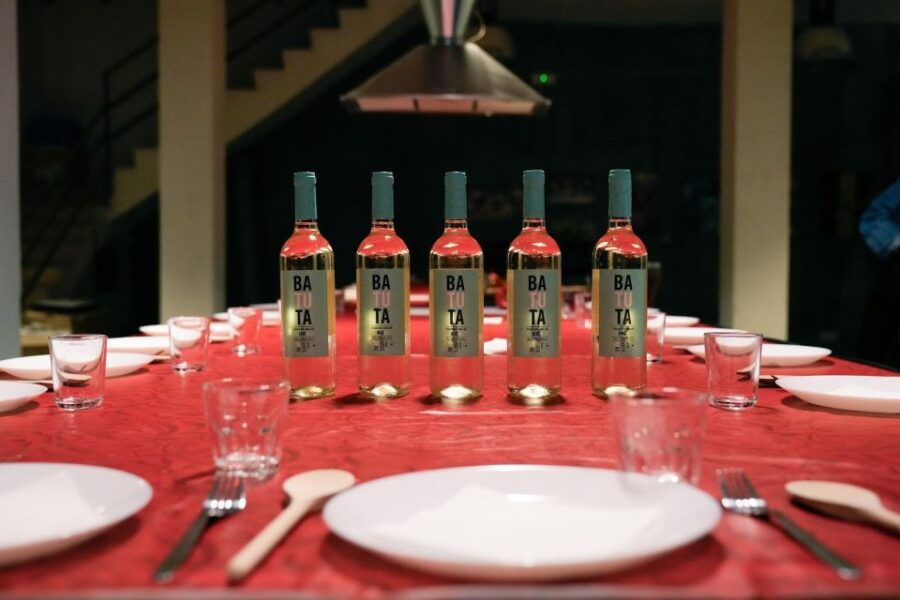 Barcelona: Paella Cooking Experience & Wine - Good To Know