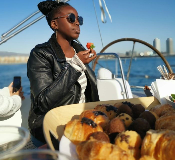 Barcelona: Sailing Cruise With Breakfast - Good To Know