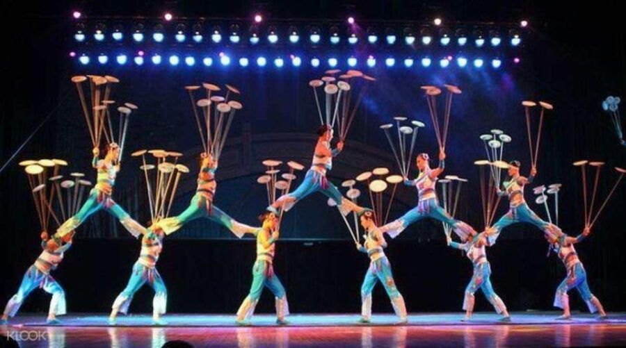 Beijing: Red Theater Acrobatic Show Online Booking - Good To Know