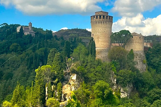 BEST MEDIEVAL VILLAGES GETAWAY - Private Day Tour From Bologna