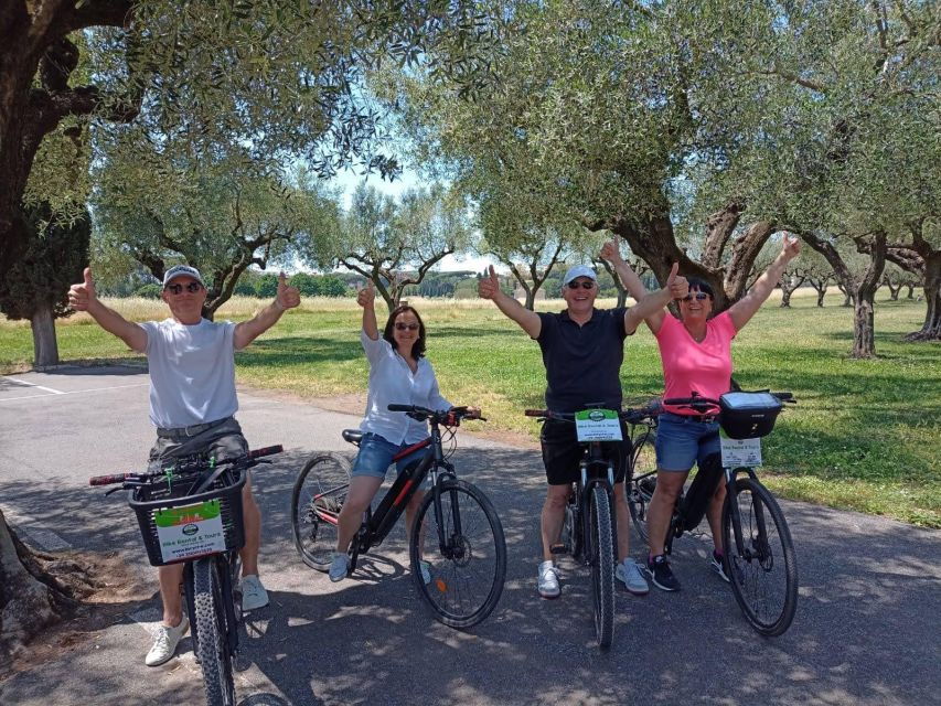 Best of Rome in 3 Days: Center, Appian Way, Villas by E-Bike - Day 3: E-Bike Tour of Romes Villas