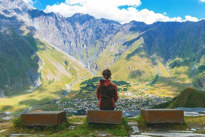 Bestseller Day Trip to Kazbeg/Gergeti Delicious Lunch at Rooms - Tour Itinerary