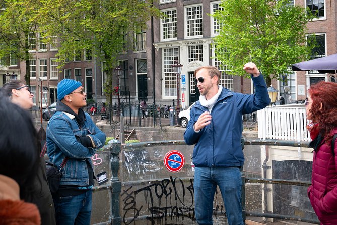 Bills Bike Tour - The Ultimate Expat Bike Tour in Amsterdam - Meeting Point