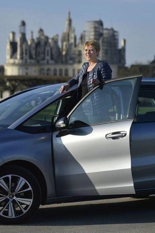 Blois: Round Trip Airport Shuttle to Charles De Gaulle