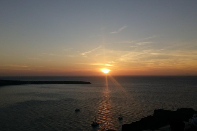 Blue Dome and Oia Sunset Small Group Transfer