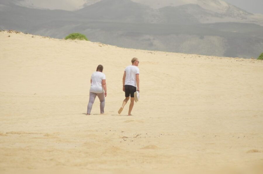 Boa Vista Island: Full-day Caves, Dunes & Santa Monica Beach