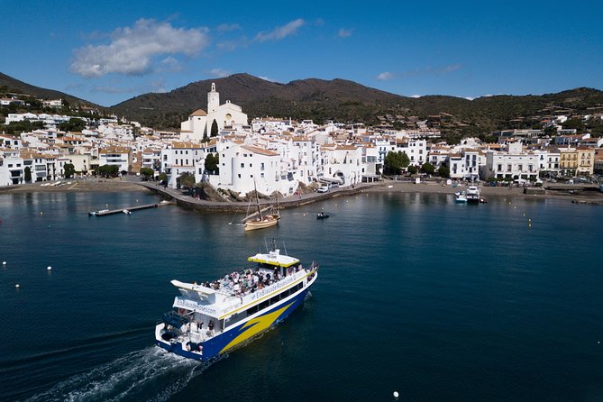 Boat Trip to Cadaqués From Roses With STOP 1:30h in Cadaqués