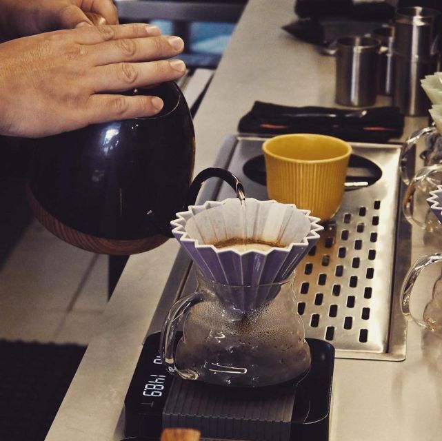 Bogota: Expert Curated Colombian Coffee Cup Tasting Workshop