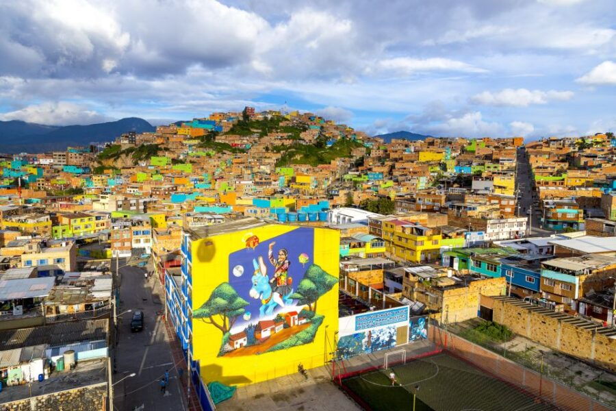 Bogotás Barrios: El Paraíso Favela Tour With Cable Car