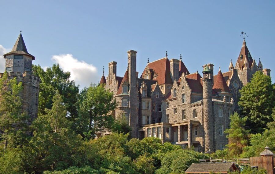 Boldt Castle and Two Nation Tour - Good To Know