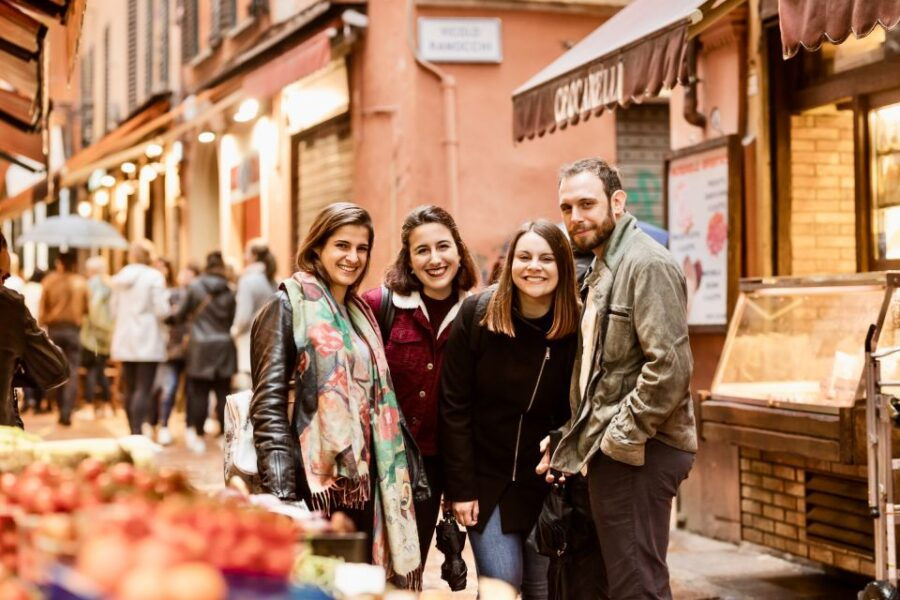 Bologna: Eat and Drink Like a Local Food Tour