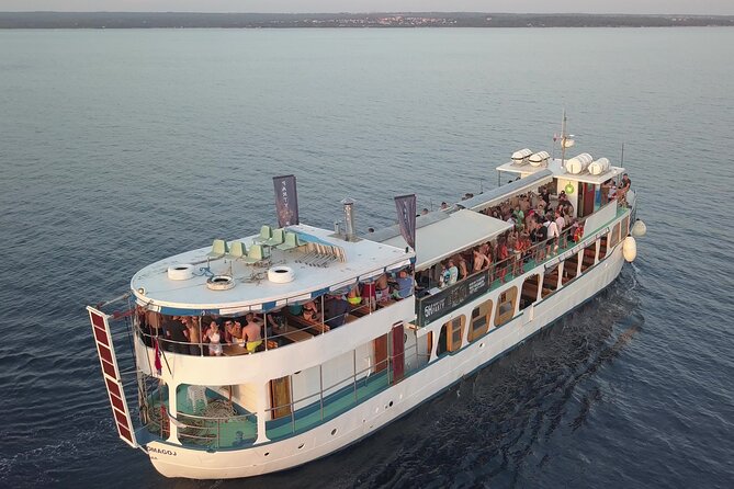 Boom Boat Party Poreč (With Transfer From Pula)