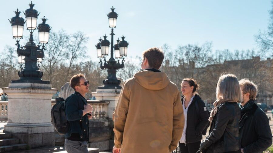 Bordeaux : Afternoon Food Tour by a Local Guide
