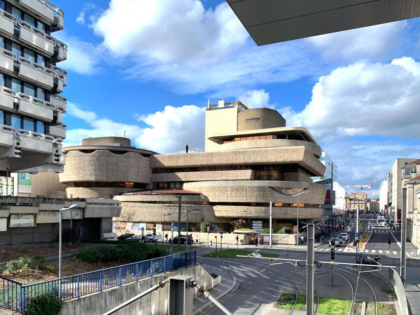 Bordeaux: All About Modernist Architecture!