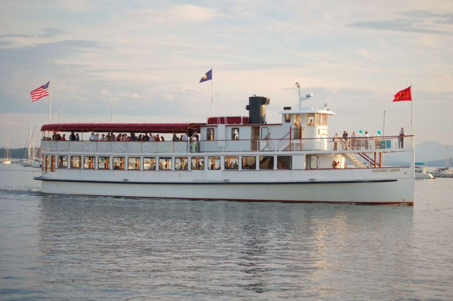 Boston Harbor Fall Foliage Weekend Brunch Cruise