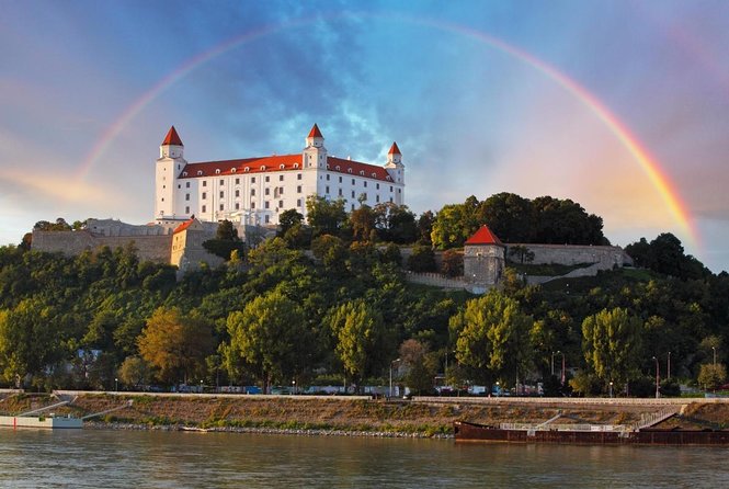 Bratislava Big Castle Tour by Presporacik