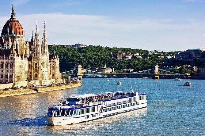 Budapest Airport Private Departure Transfer : City to Airport