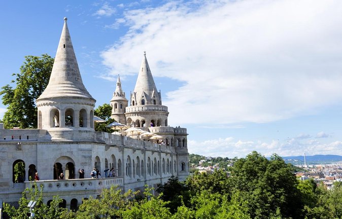 Budapest All in 1: 3-Hour Guided Bus Tour & 1hour Danube River Cruise