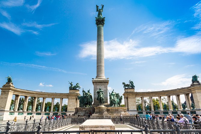 Budapest: Private 4-Hour Walking Tour With a Local - Good To Know