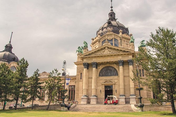 Budapest Private Tuk Tuk Half-Day Tour