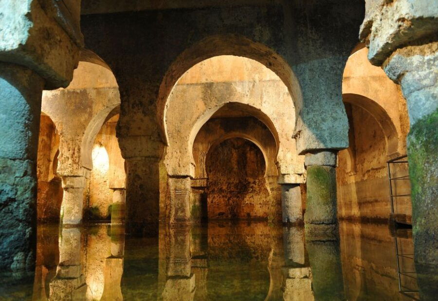 Cáceres: Guided City Highlights Walking Tour