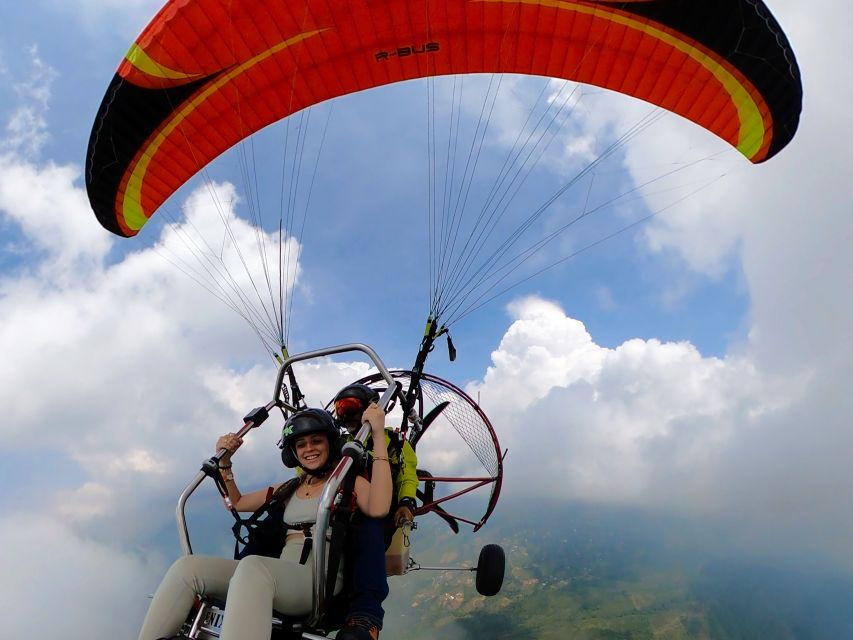 Cali: Paratrike Flight – Paragliding