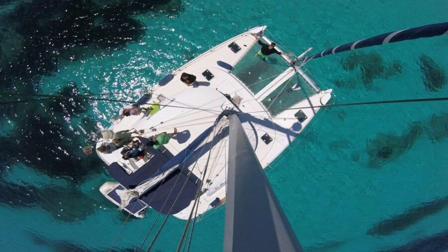 Cannigione: Catamaran Daily Tour to La Maddalena Archipelago