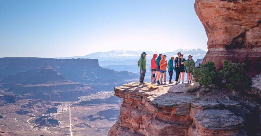 Canyonlands National Park: Private Day Hiking Tour - District Options