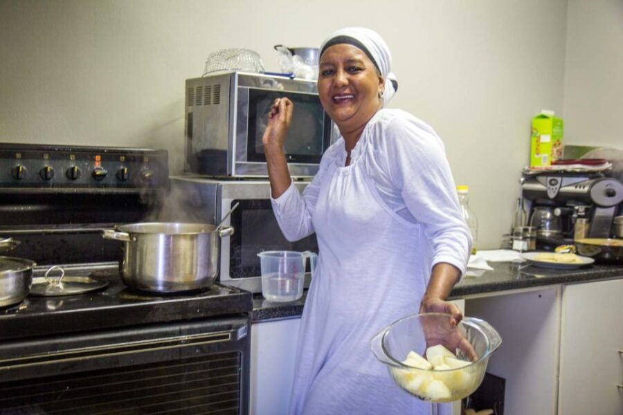 Cape Town: Bo-Kapp Walking Tour and Malay Cooking Class