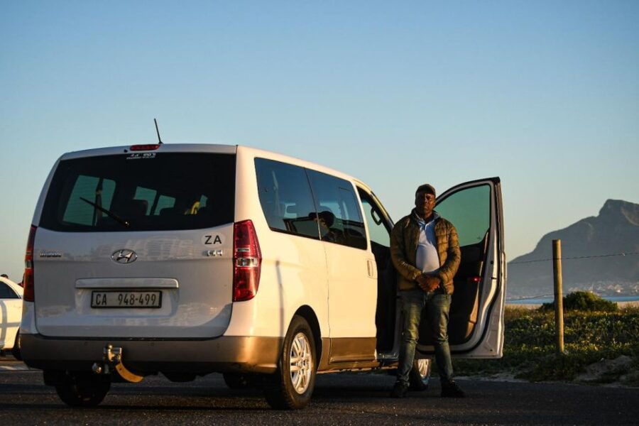 Cape Town: Pvt Airport to Hout Bay Transfer