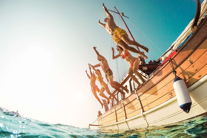 Capri Island Boat Tour From Amalfi With Snorkeling | Small Group