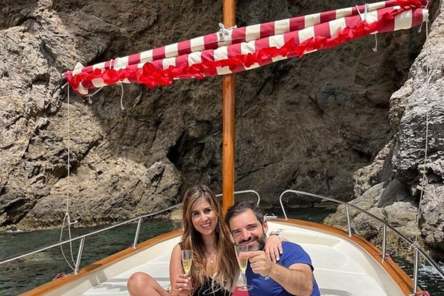 Capri Private Boat Tour From Capri (2 Hours) - Good To Know