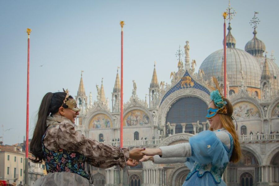 Carnival in Venice: Private Photoshoot - Activity Details