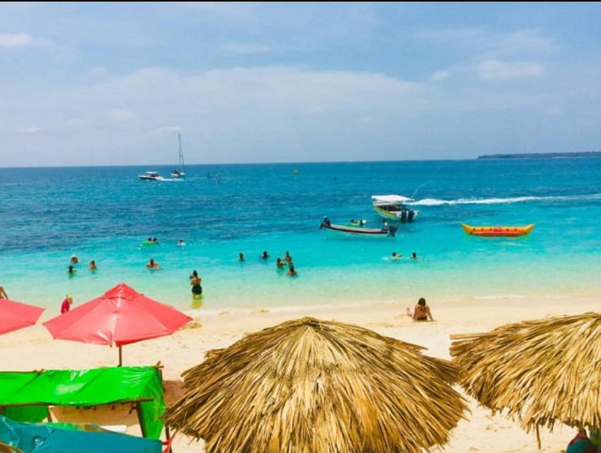 Cartagena: Barù Playa Blanca Typical Lunch, Playa Tranquila - Full Description of the Experience