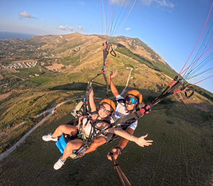 Castellammare Del Golfo: Paragliding Flight and GoPro Video