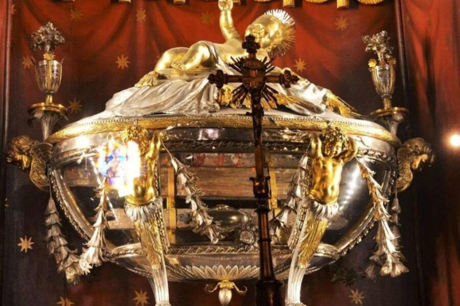 Catacombs, Vatican Museums, Roman Basilicas Private Tour - Tour Highlights