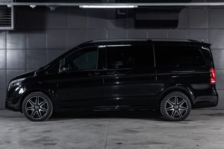 Central Rome to Fiumicino Airport V-Class Luxury Transfer - Service Details