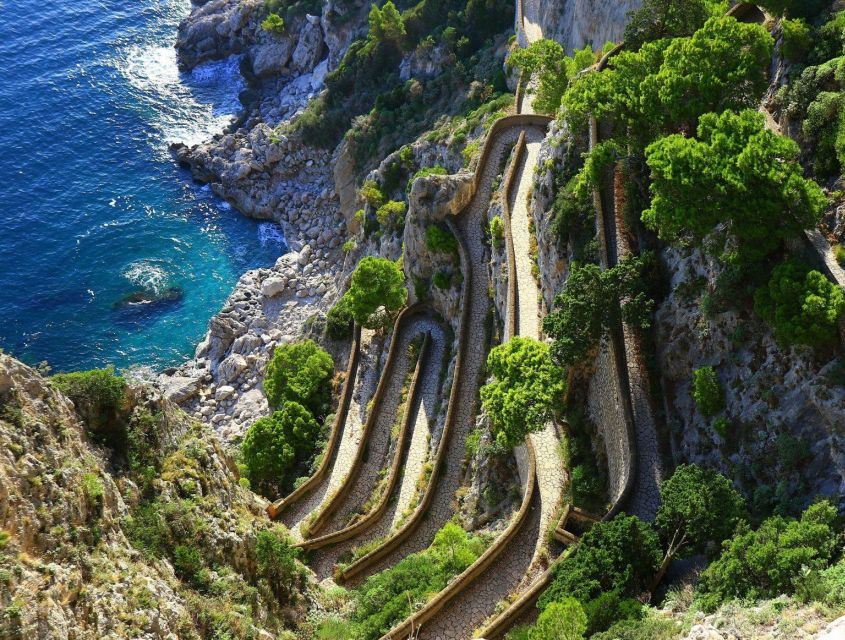 Charming Love Stories of Capri Walking Tour - Itinerary Starting Location