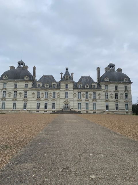 Cheverny : the 17th Century Chateau of the Loire Valley - Good To Know