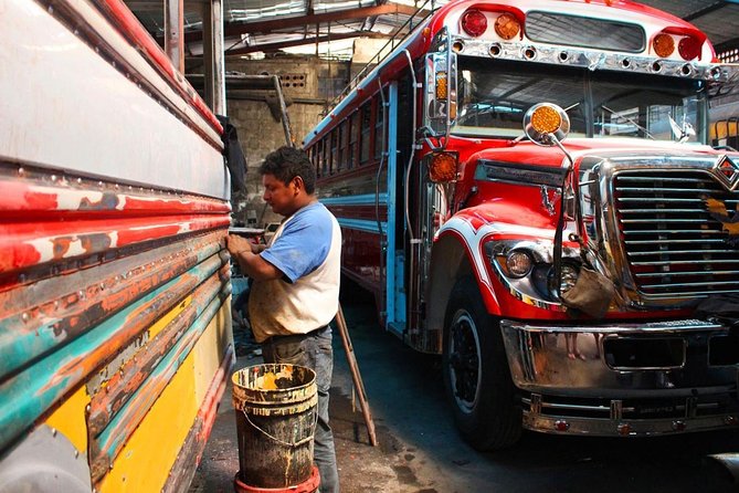 Chicken Buses & Niños De Guatemala Schools Tour – Ciudad Vieja
