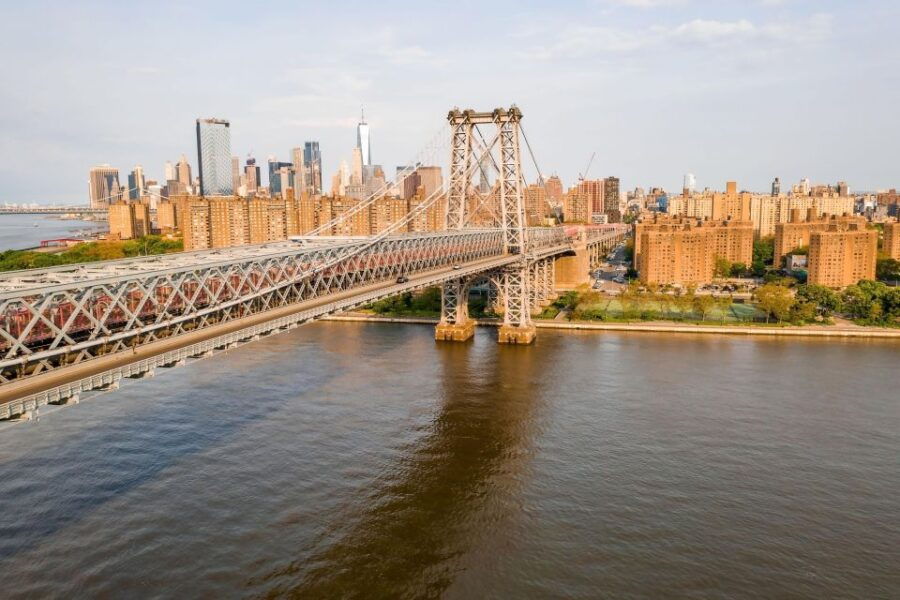 Contrasts of New York Tour - Good To Know