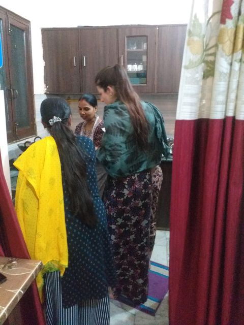 Cooking Workshop and Vegetarian Dinner in Agra With Family - Good To Know