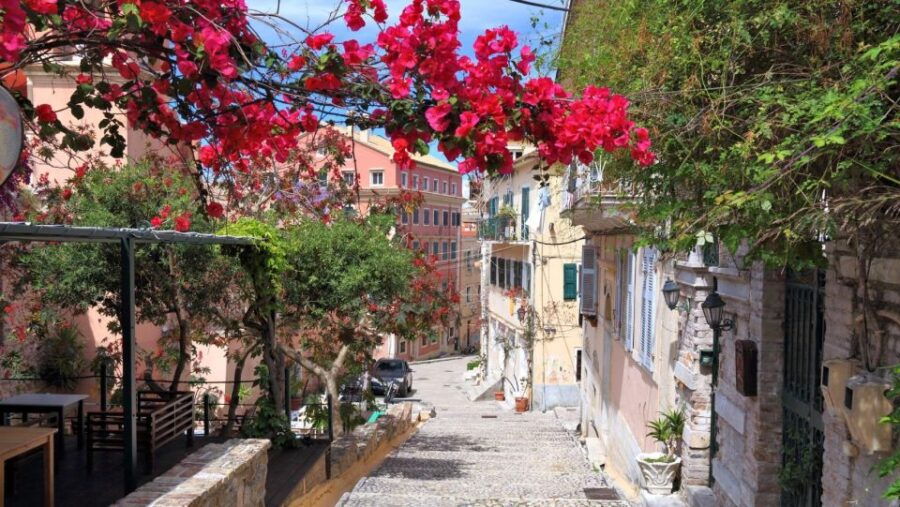 Corfu: Private Achillion Palace and Corfu Town Half-Day Tour