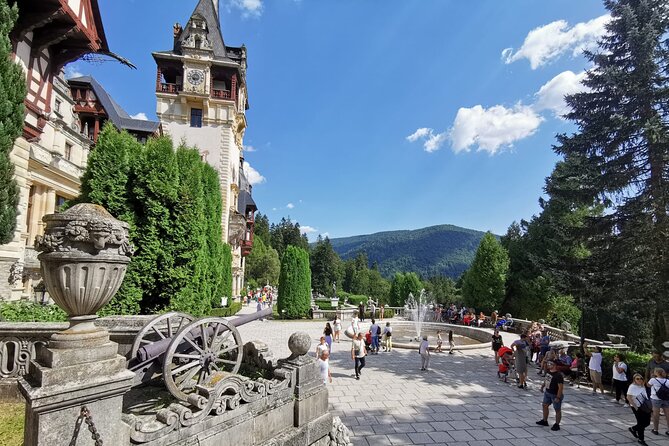 Day Tour From Bucharest to Peles Castle and Dracula Castle-Transylvania - Tour Details
