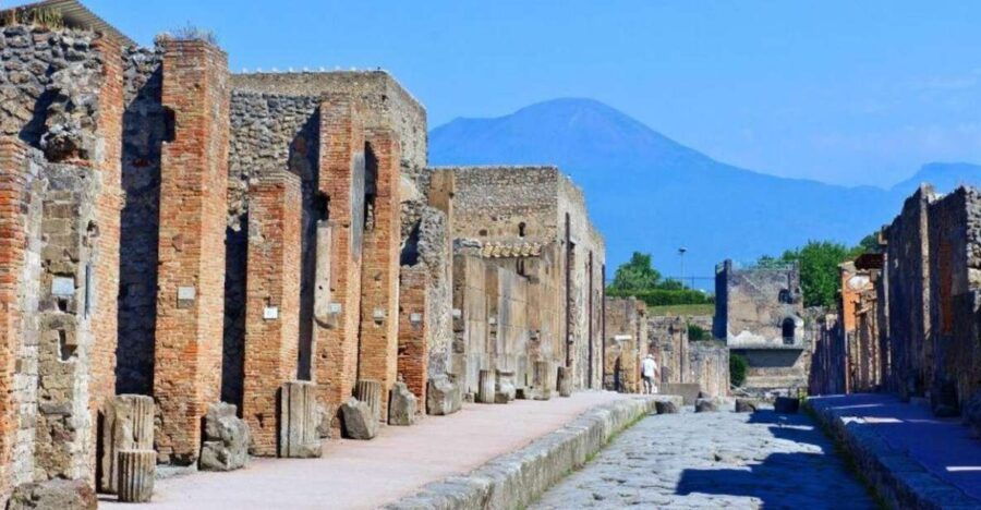 Day Trip From Rome to Pompeii