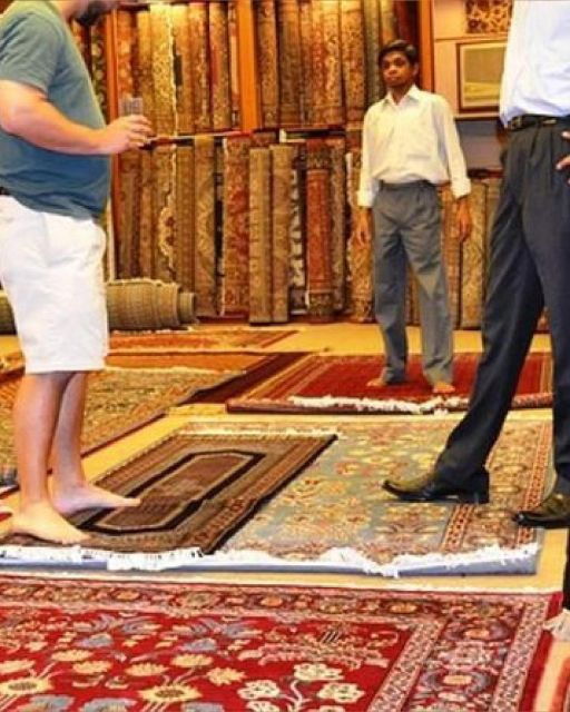 Delhi: 4-Hour Shopping Tour With Car, Tour Guide & Transfers